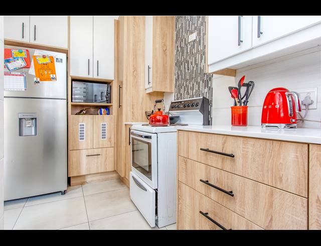3 BEDROOM DUPLEX TO LET IN RADIOKOP
